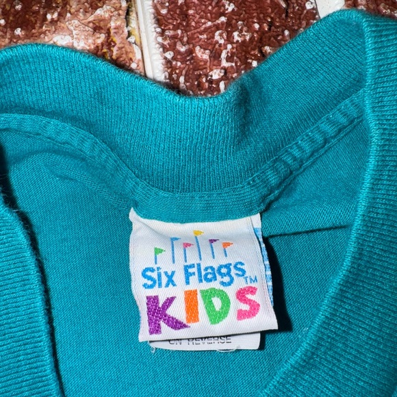 90s Vintage Six Flags Kids Looney Tunes single stitch T-shirt youth Large 14-16 - Picture 2 of 3